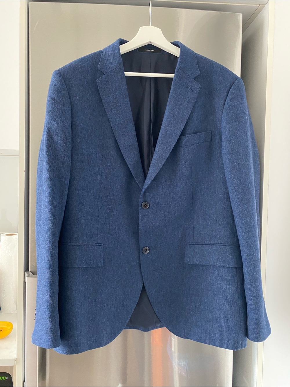 Excellent like new condition- size 44- Wool blend Blazer - grant fit